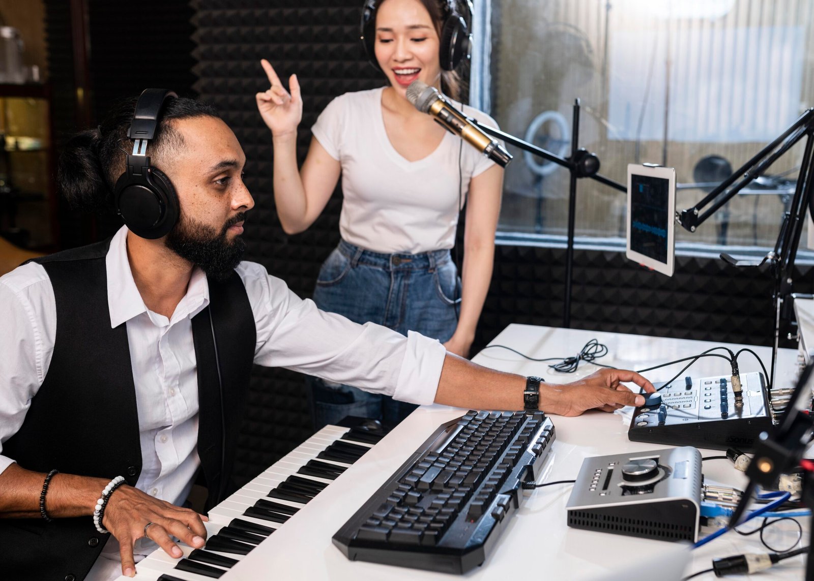 todos juntos seguros radio mambi en vivo